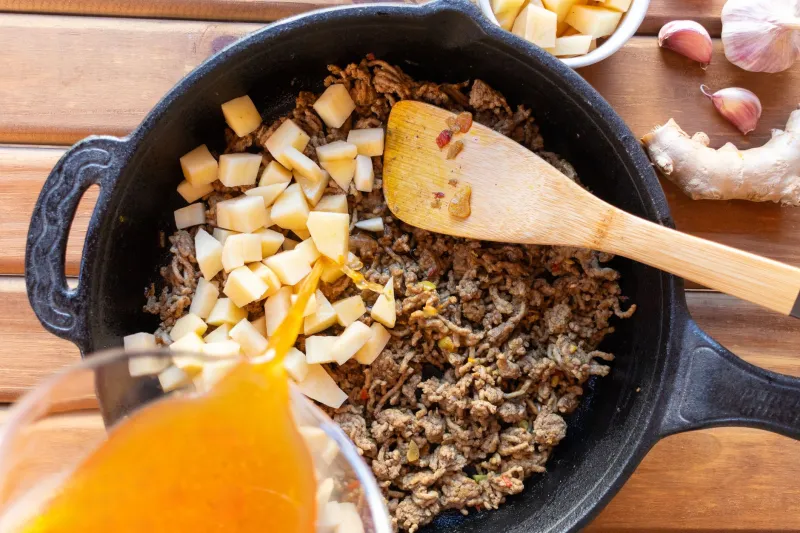 Two Kitchens, One Table: The Surprising Flavor Friendship Between Indian and Appalachian Cooking